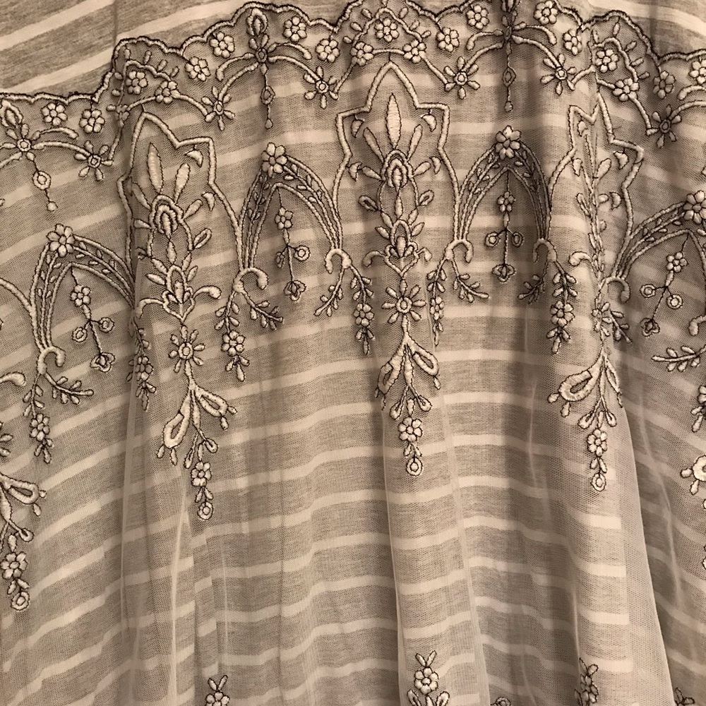 Shirt - Picture 2 of 2